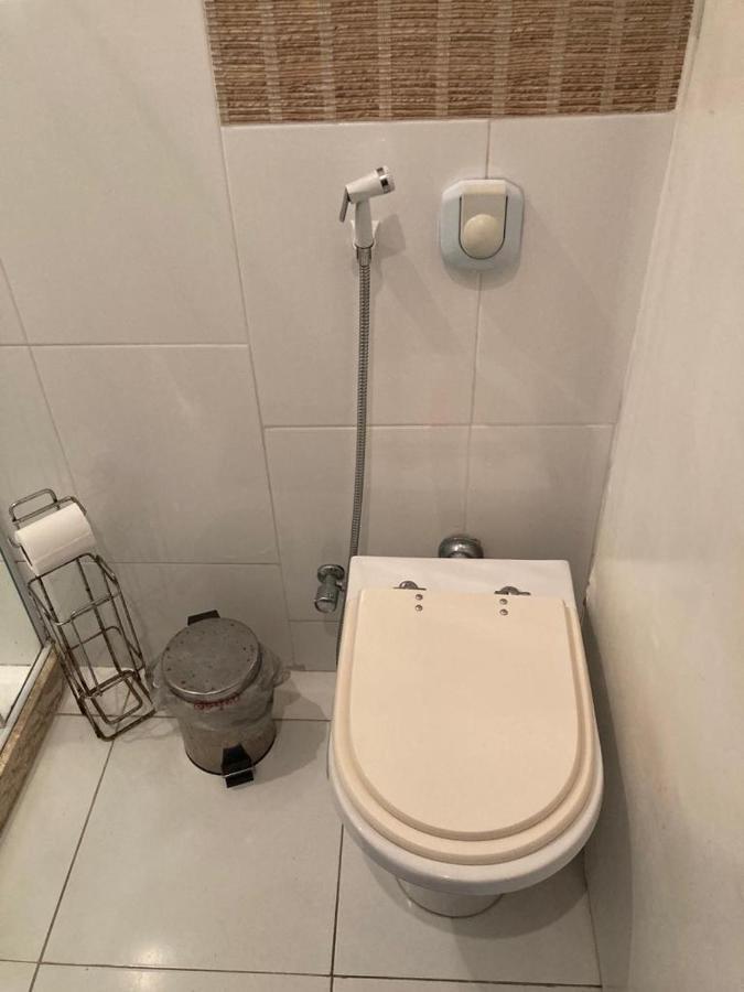 Em Copacabana Apartamento Mobiliado No Posto 6 Rio de Janeiro Esterno foto