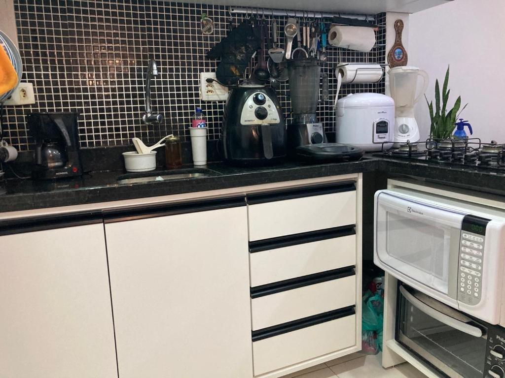 Em Copacabana Apartamento Mobiliado No Posto 6 Rio de Janeiro Esterno foto