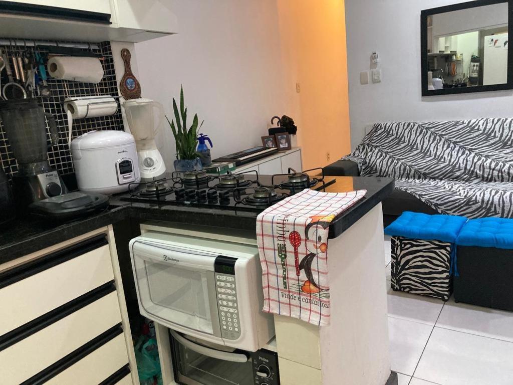 Em Copacabana Apartamento Mobiliado No Posto 6 Rio de Janeiro Esterno foto